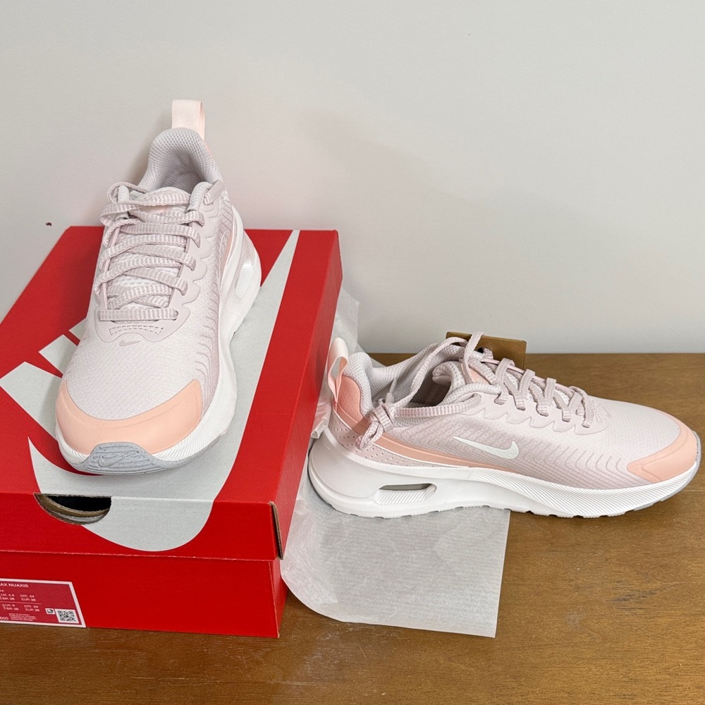 Nike Women's Light Pink Sneakers Air Max